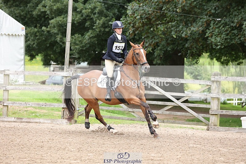 240803-122908-04954 - 152-Suzanne_Ross-FINDATIE_BRACKEN