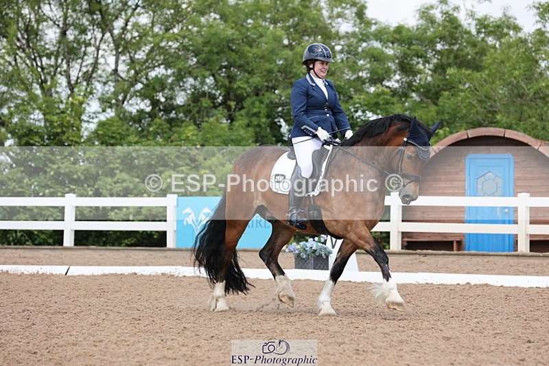 240621A-115621-00561 - Cls 12 BD Music Medium