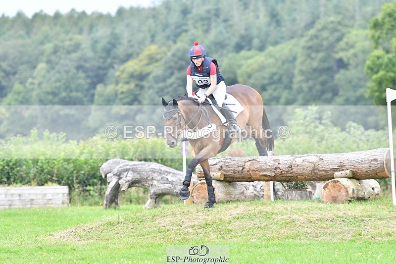 240803-104025-01299 - 102-Lucy_Henretty-Lee-AMANDI_VIVENDI