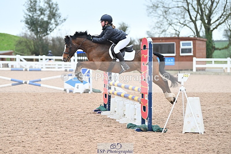 240128A-113436-00562 - Cls 3 Pony Discovery and 90cm Open