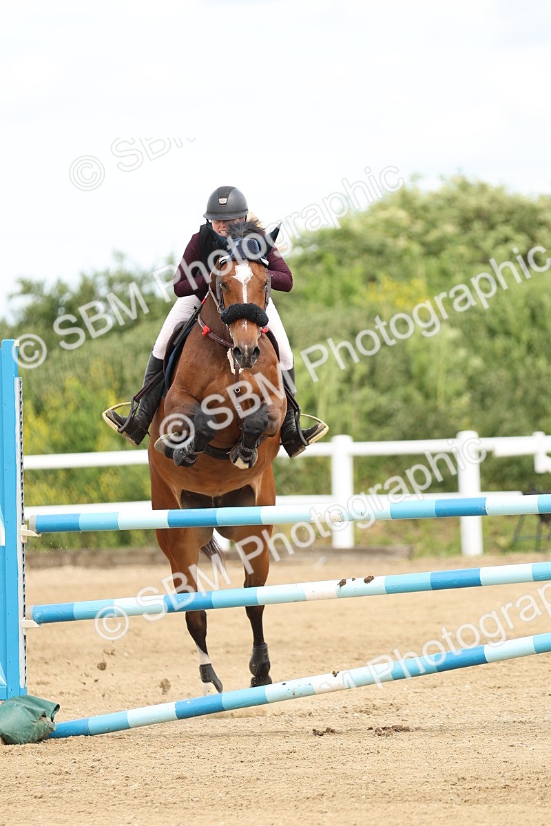 SBM_000927 - Class 4 - Senior Newcomers - 1.10m