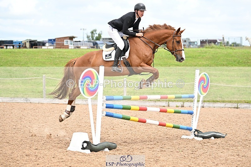 250611-124219-00516 - Cls 4 Snr Newcomers & 1.10m Open