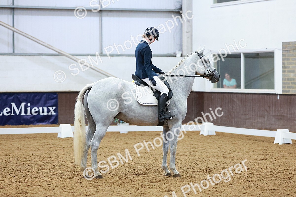 SBM_004124 - Class 12 - E2 Championship - 14.50-15.53