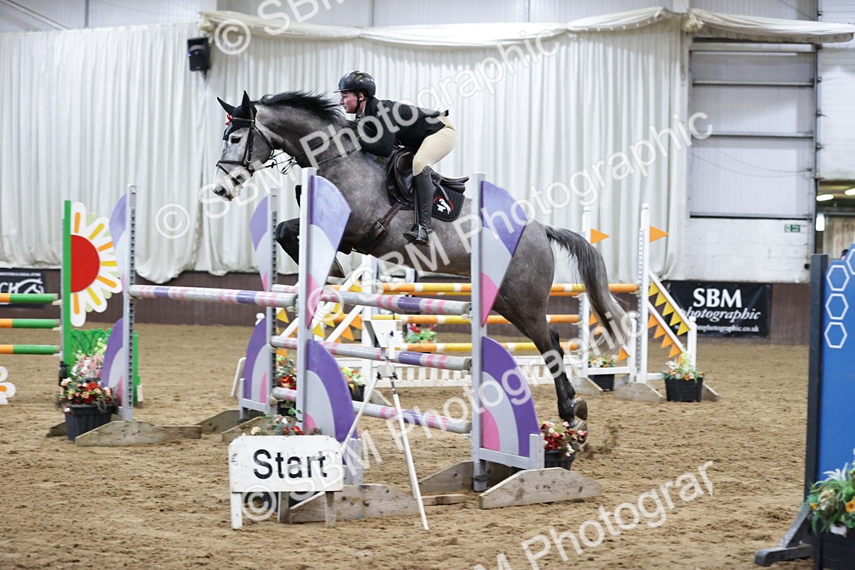 SBM_001670 - Class 5 - Redpost Equestrian Senior Foxhunter/ 1.20m Open