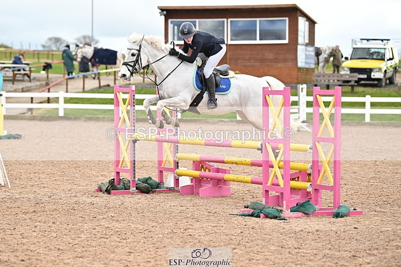 240310A-112620-02321 - Cls 4 Pony Discovery and 90cm Open