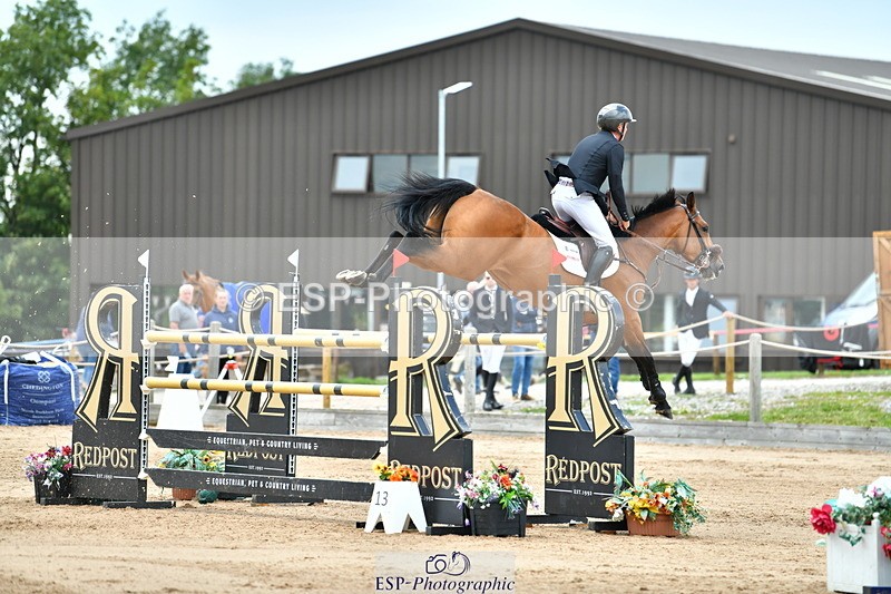 230720A-150856-03730 - Cls 9, 2 Star Big 1.40m Start to break