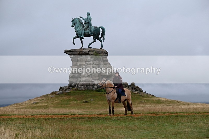 DSC_2436 - Time at Statue 12:34 to 12:56