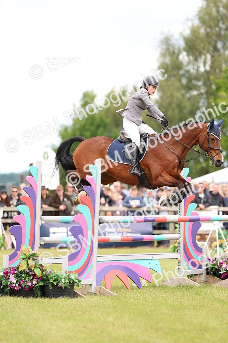 SBM_13939 - Class 206 - Senior Newcomers - 1.10m Open