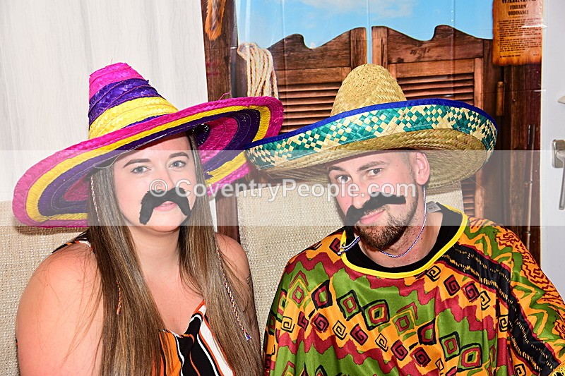 LEE-011 - Lee's 30th