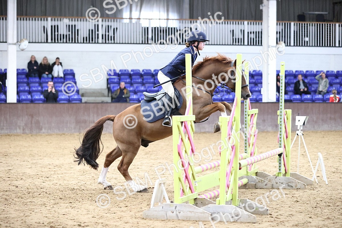 SBM_001556 - Class 5 - Henlow Veterinary Hospital 70cm