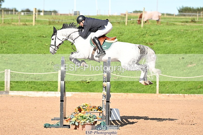 240913A-162539-05241 - Cls 18 National 1.40m Open