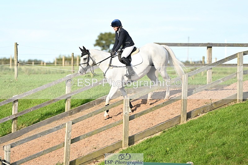 240913A-173337-05415 - Cls 19 Snr 1m Open Speed Derby