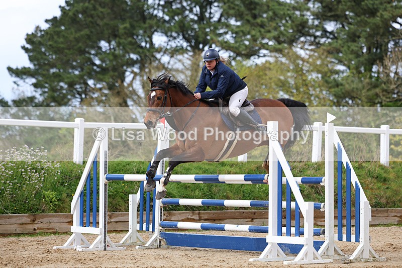 3E7A1937 - Class 7: Senior Newcomers/1.10m open