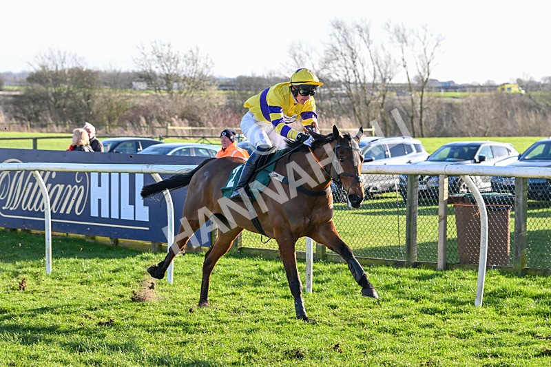 270224-Race 3-Chase A Fortune-3387 - Race 3