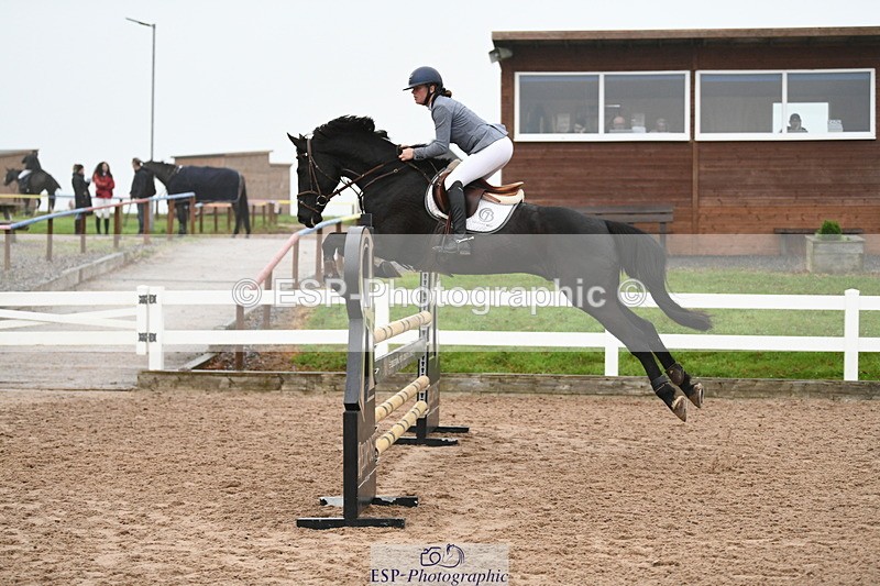 241103A-110121-07649 - SUN Cls 21 Snr Newcomers and 1.10m Open