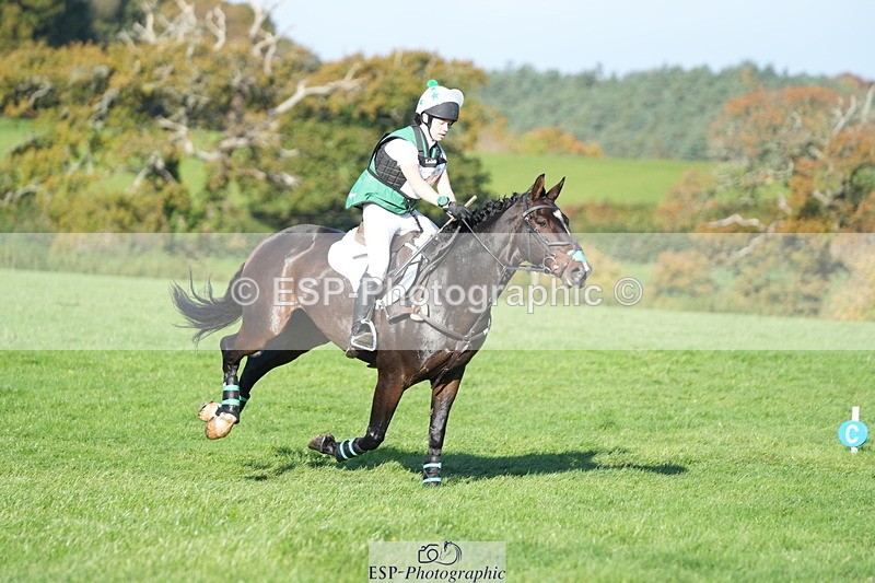 251024A-110854-07114 - A-012-Beth.Hobden