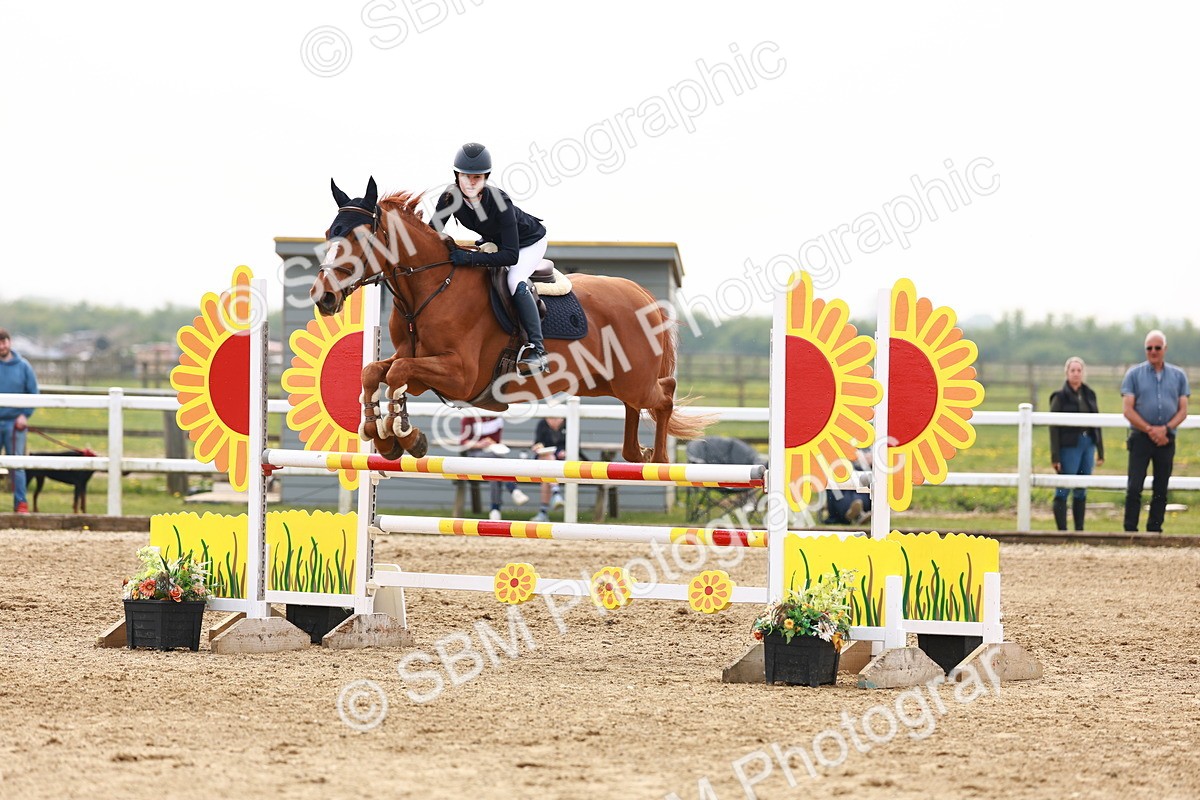  - Class 18 - Senior Newcomers - 1.10m