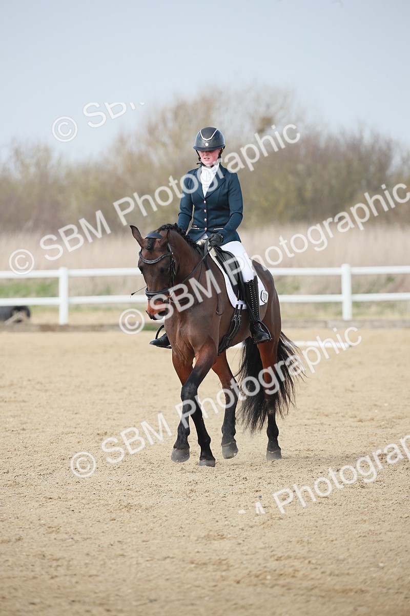 SBM_007312 - Class 16 - Novice 6