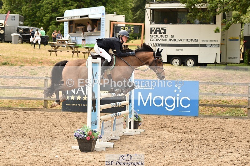 230618-144410-12976 - Cls 25 Pony Foxhunter & 1.10m Open