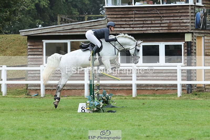 250830A-145404-07140 - Cls 16 Snr Newcomers and 1.10m Open