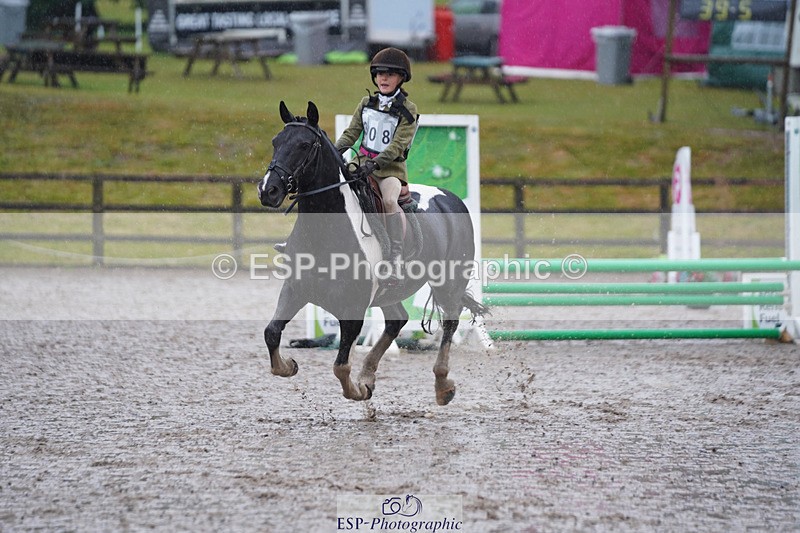 240824X-083138-20283 - 70cm Round 1 8.30 to 9.30