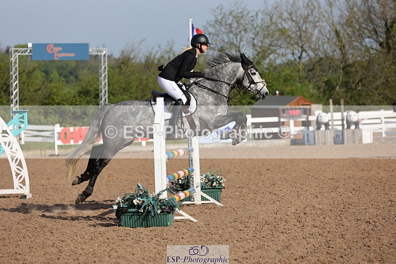 240510A-083724-04325 - Cls 13 British Novice and 90cm Open