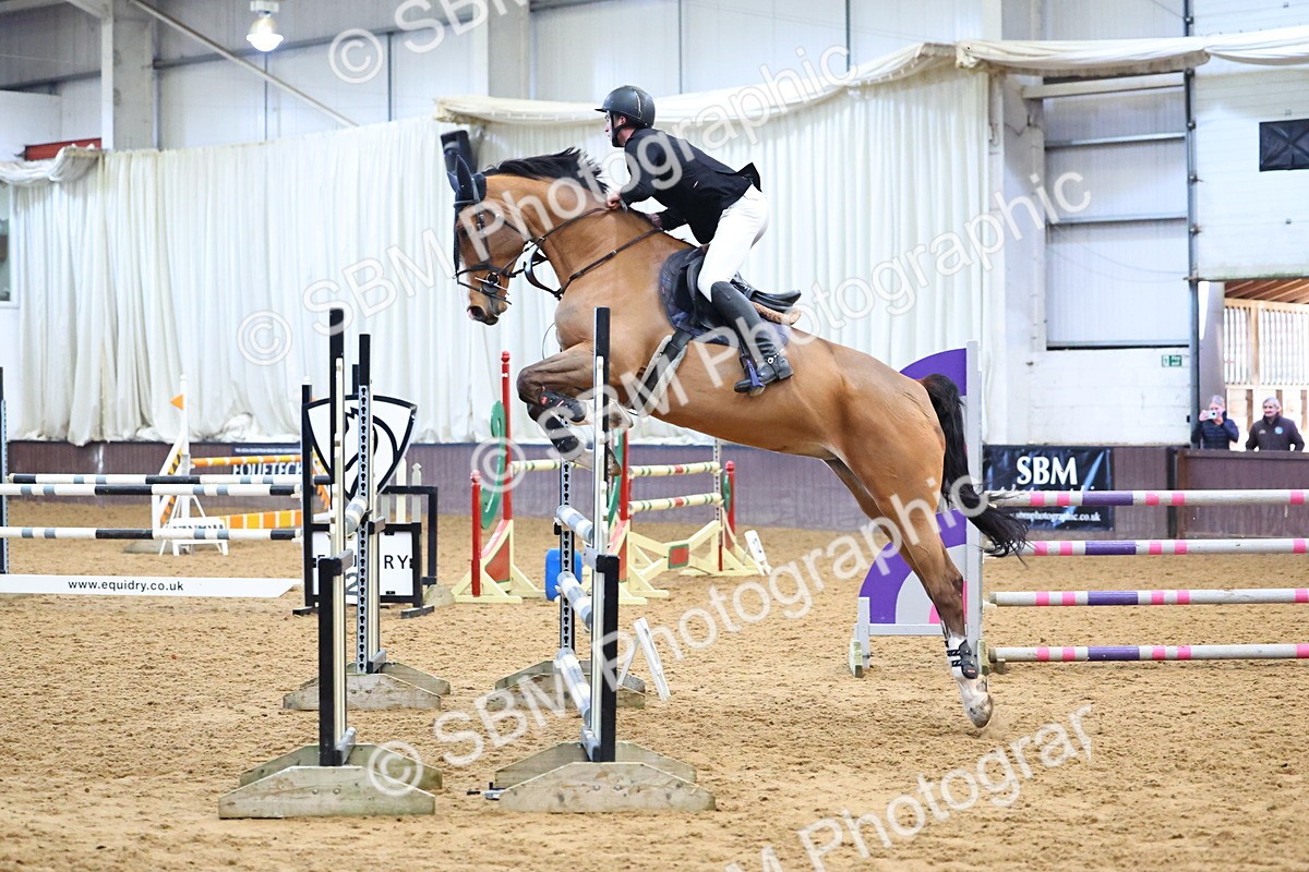 SBM_001107 - Class 4 - Senior Newcomers - 1.10m