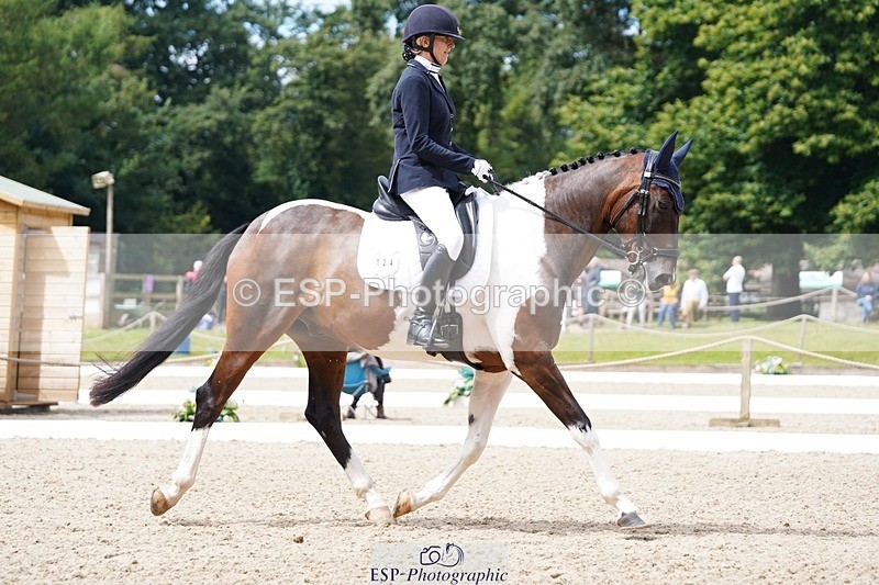 240721-113550-07847 - 124-Sophie_Savage-Two_Tone_Ted