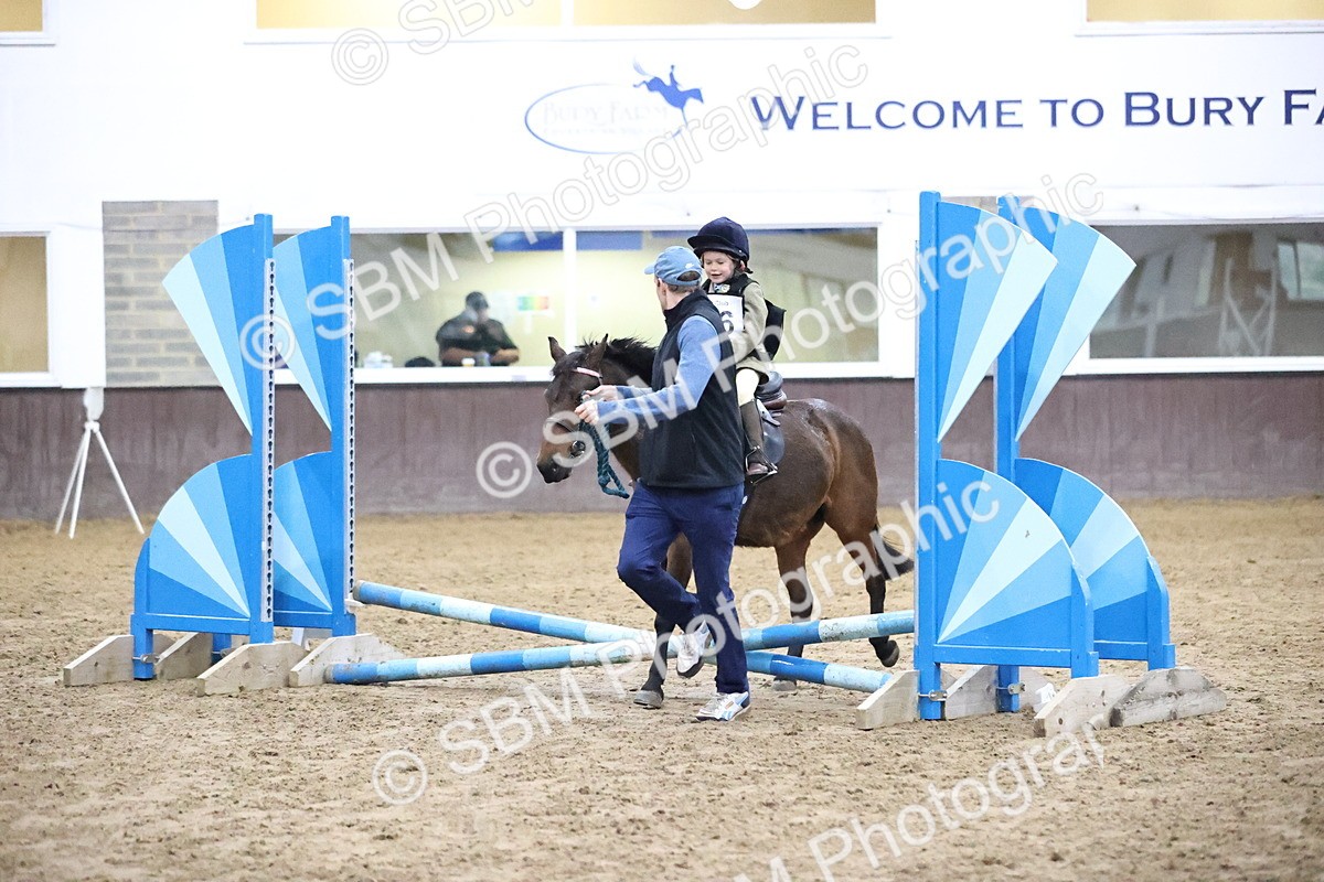 SBM_000033 - Class 1 - Fox Farriers 30cm