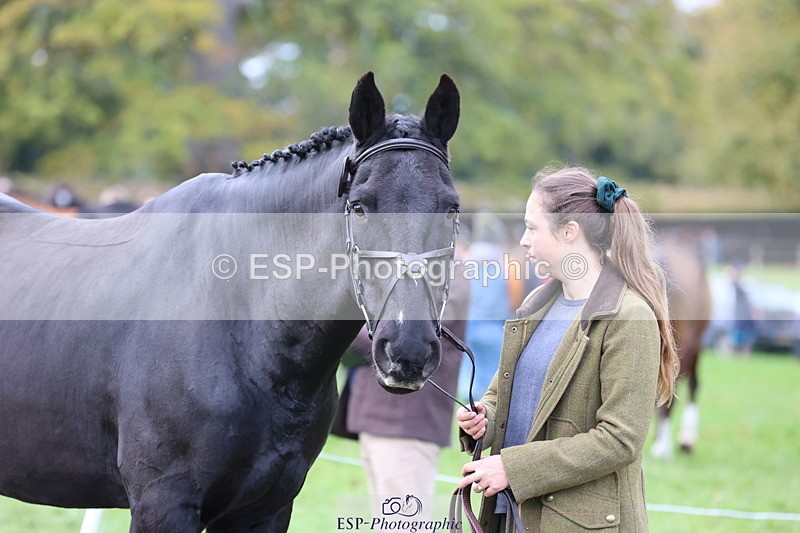251026A-104410-23230 - F-470-Hannah.Cliffe