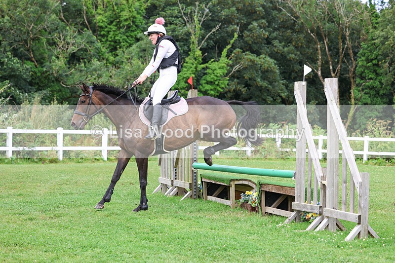 3E7A1015 - Class 4: 70cm Senior