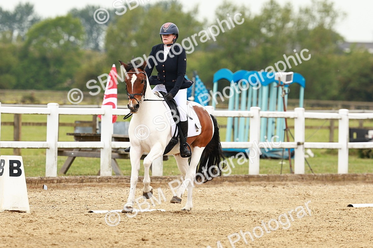 SBM_001077 - Class 6 - Novice 4