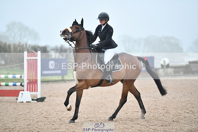 241102A-114620-04399 - SAT Cls 9 British Novice and 90cm Open