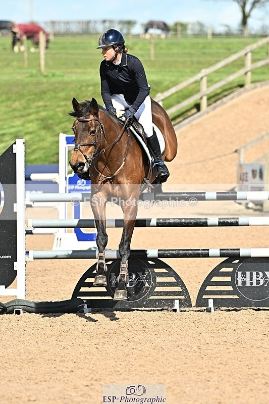 250416-150819-01615 - Cls 6 Foxhunter and 1.20m