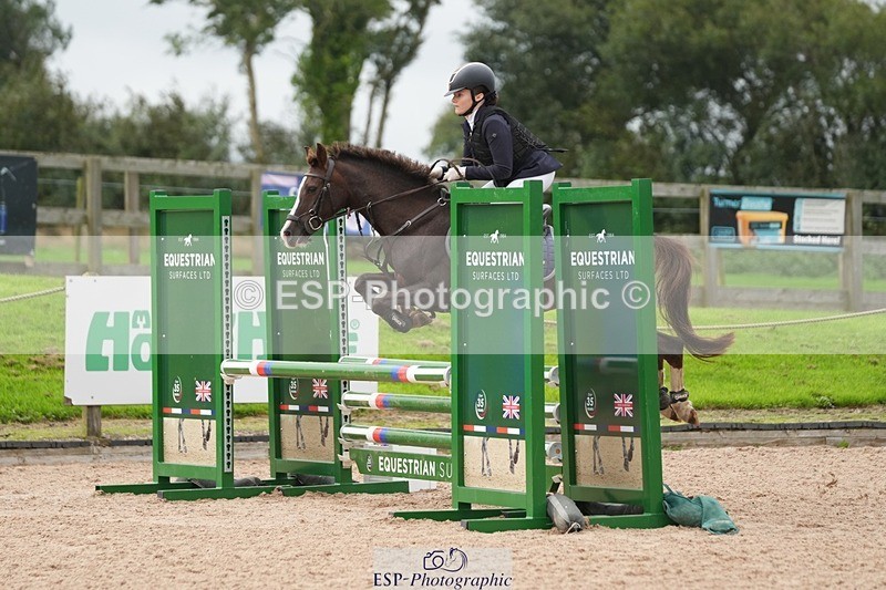 250920-102853-00627 - Cls 5 Pony British Novice and 80cm