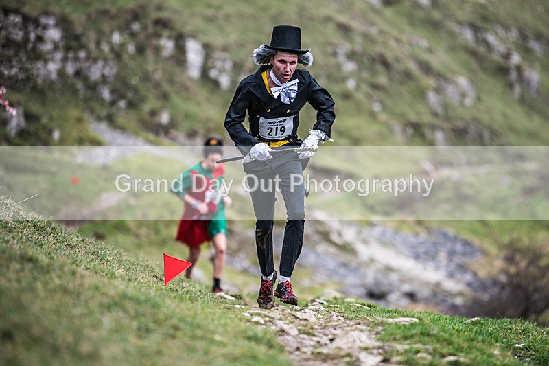 Litton-346 - Litton Christmas Cracker Fell Race (Limestone Series) Sunday 14th December 2025
