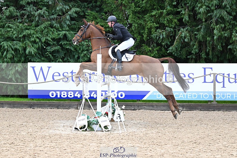 241025-093116-05069 - 125-Alan.Nolan-SIDNEY.MOON