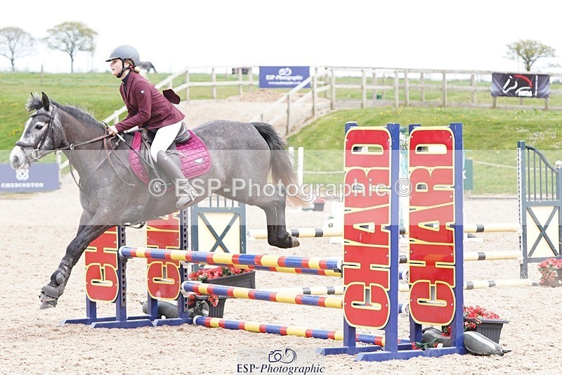 250414-125314-00818 - 70cm Round 2