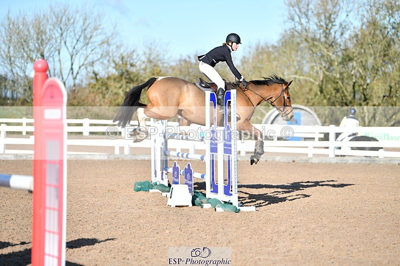 231110A-124103-00423 - Cls 4 Snr 1.05m Open