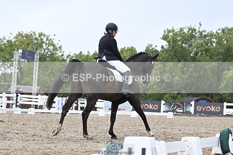 250907-153227-09129 - 049-Laura.ColeGavin.10