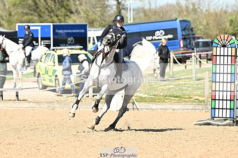250416-150129-01570 - Cls 6 Foxhunter and 1.20m