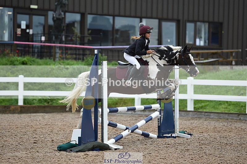 220829A-162304-00211 - 70cm Classes 3a 3b & 4