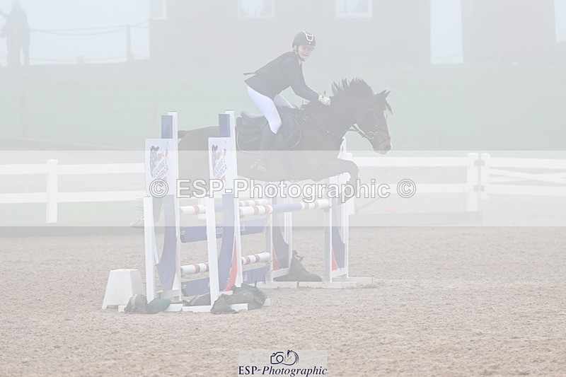 251115-113923-00244 - Cls 9 Pony Newcomers and 1m Open