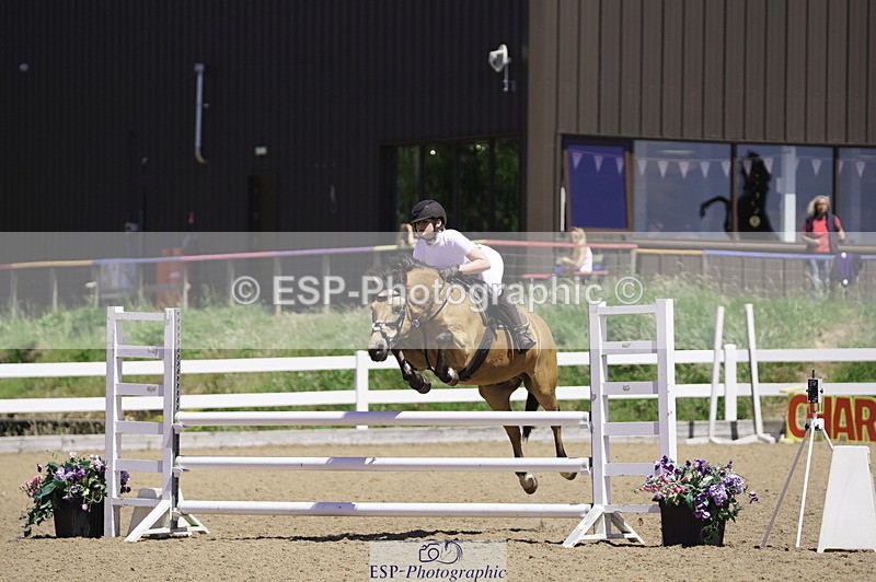 230624A-125946-01458 - Cls 24 Pony Discovery & 90cm Open