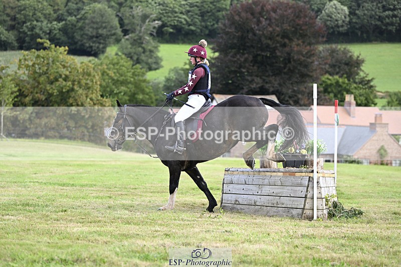 240825X-111504-32475 - 70cm XC 11.00 to 12.00