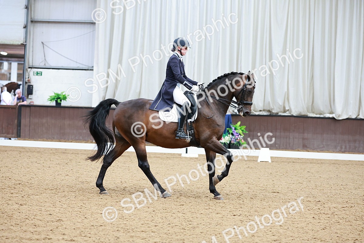 SBM_015815 - Class 5 - FEI INT II - 15.48-17.00