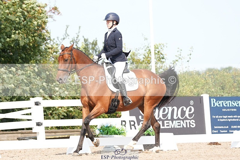 250817-105707-08195 - 151-Shona.MclauchlanLuca.Me.Go