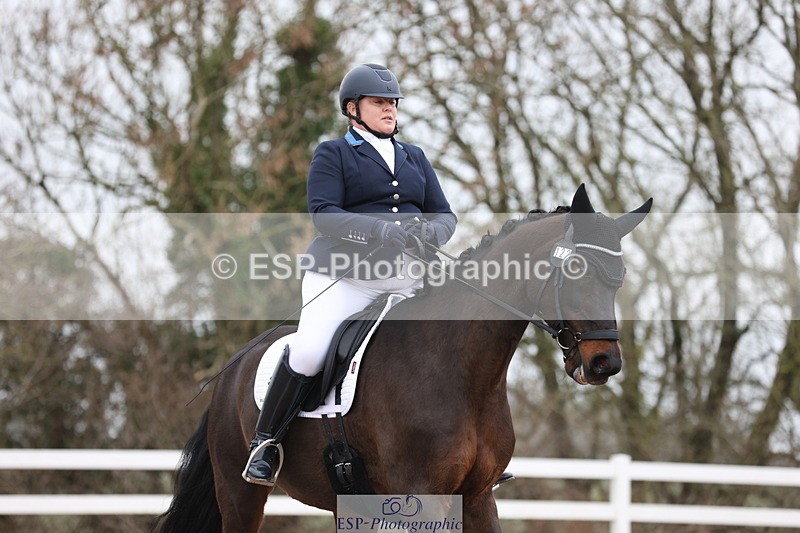 240121A-120838-01402 - Cls 12 Music Medium