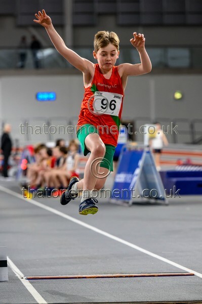 AgeInd25SUN-915095 - Field Male