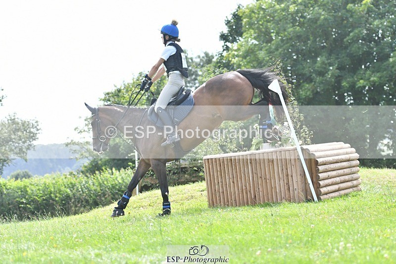 240803-150633-08139 - 181-Charlotte_Bradbury-KENSINGTON_EMPIRE